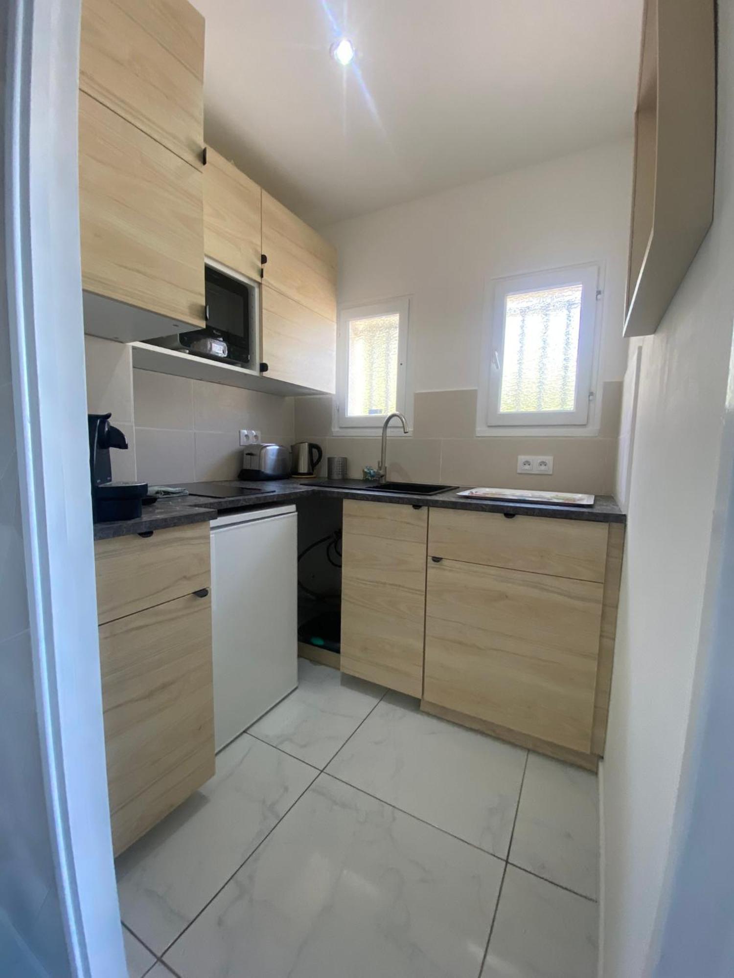 Appartement Cosy A Sanary Plage De Portissol-Climatise-Parking Prive Zewnętrze zdjęcie